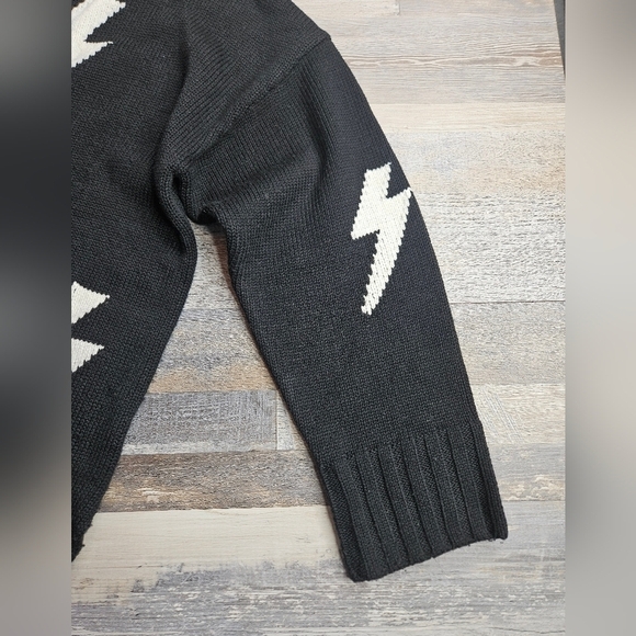 Cable Stitch Black Sweater Lightning Bolts Medium "David Rose" style - Picture 6 of 12
